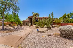 8606 S Dorsey Ln, Tempe, AZ 85284 - Photo 3