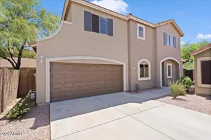 21828 N 40th, Phoenix, AZ 85050 - Photo 1