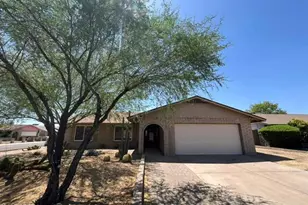 9402 N 48th, Glendale, AZ 85302 - Photo 1