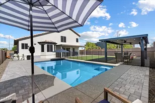 19002 North 25th Pl, Phoenix, AZ 85050 - Photo 1