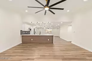 4701 N 63rd Dr, Phoenix, AZ 85033 - Photo 1