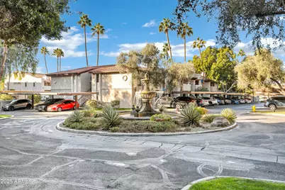 7557 N Dreamy Draw, Phoenix, AZ 85020 - Photo 1