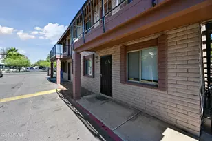 1234 N 36th St, Phoenix, AZ 85008 - Photo 1