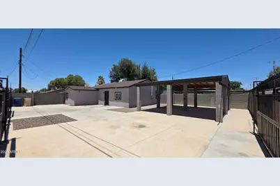 404 E Centre Avenue, Buckeye, AZ 85326 - Photo 1