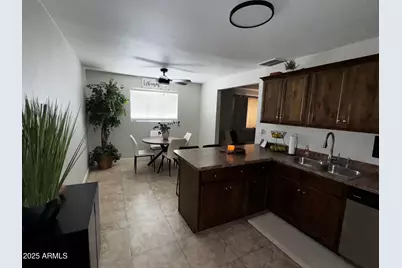 2726 W Butler Drive, Phoenix, AZ 85051 - Photo 5