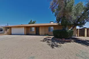 7302 W Heatherbrae, Phoenix, AZ 85033 - Photo 1