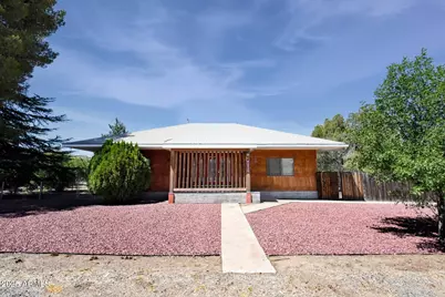 5674 S Miami Gardens Drive, Miami, AZ 85539 - Photo 1