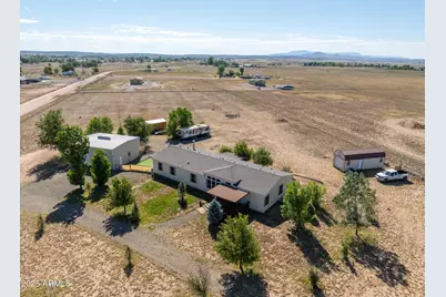2425 W Bayberry, Paulden, AZ 86334 - Photo 1