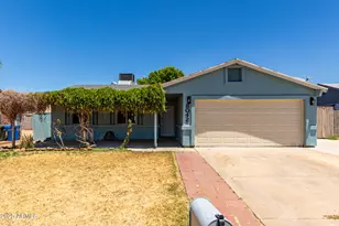 8042 W Mariposa Dr, Phoenix, AZ 85033 - Photo 1