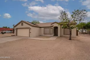 8867 N Diffin Rd, Florence, AZ 85132 - Photo 1