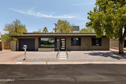 7620 N 12th Place, Phoenix, AZ 85020 - Photo 1