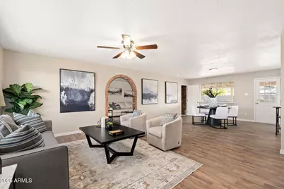 6223 W Earll Drive, Phoenix, AZ 85033 - Photo 1