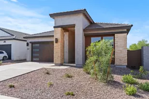 611 E Brown Wy, San Tan Valley, AZ 85140 - Photo 1