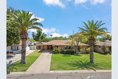 2913 E Earll, Phoenix, AZ 85016 - Photo 1
