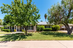 840 E 2nd St, Mesa, AZ 85203 - Photo 1