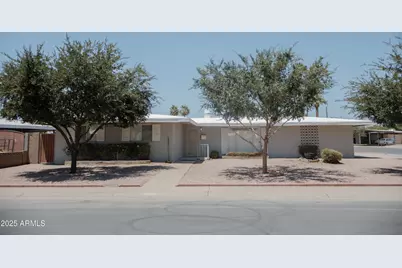 5602 W Heatherbrae Drive, Phoenix, AZ 85031 - Photo 1