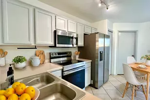 7801 N 44th Dr, Glendale, AZ 85301 - Photo 3