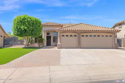 8354 W Marlette Avenue, Glendale, AZ 85305 - Photo 1