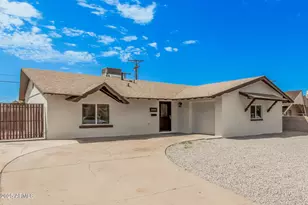 2949 N 52nd Pkwy, Phoenix, AZ 85031 - Photo 1