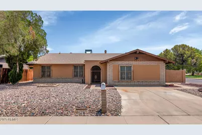 12601 N 35th Place, Phoenix, AZ 85032 - Photo 1