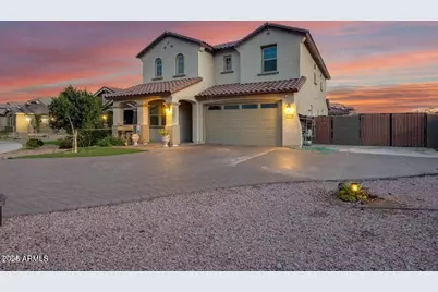 15309 W Latham, Goodyear, AZ 85338 - Photo 1