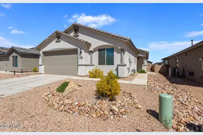 301 Berwick, Sierra Vista, AZ 85635 - Photo 1