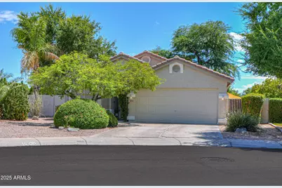 835 S Modine Lane, Gilbert, AZ 85296 - Photo 1