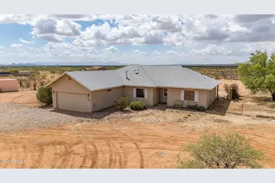 720 E Valley View, Huachuca City, AZ 85616 - Photo 1