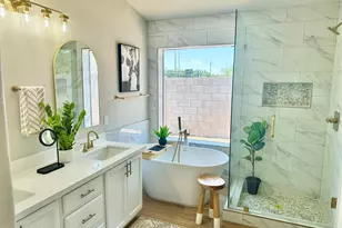 1557 W Kesler Ln, Chandler, AZ 85224 - Photo 1