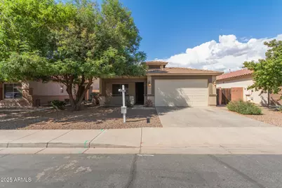 328 W Dragon Tree Avenue, San Tan Valley, AZ 85140 - Photo 1