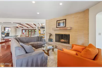 6816 N 1st Place, Phoenix, AZ 85012 - Photo 1