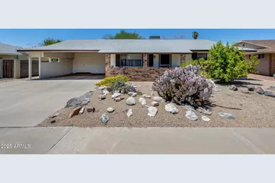 10514 W Desert Forest Circle, Sun City, AZ 85351 - Photo 1