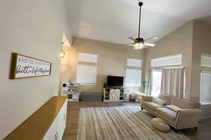 9060 W Maui Ln, Peoria, AZ 85381 - Photo 1