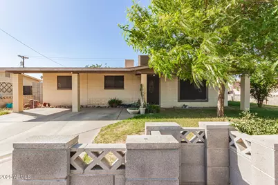 7706 W Mitchell, Phoenix, AZ 85033 - Photo 1