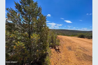 0 Velvet Antler 35.7 Acres, Kingman, AZ 86401 - Photo 1