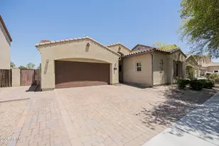 1520 E Apollo Rd, Phoenix, AZ 85042 - Photo 1