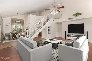 812 E Calle Del Norte, Chandler, AZ 85225 - Photo 1