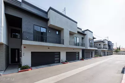 142 E Hearne Way, Gilbert, AZ 85234 - Photo 1