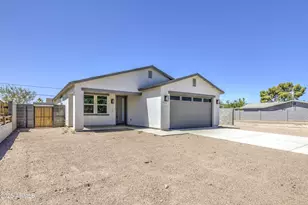 9401 W Coronado Dr, Arizona City, AZ 85123 - Photo 1