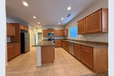 2337 N 83rd Drive, Phoenix, AZ 85037 - Photo 11