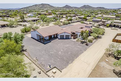 2329 W Speer Trail, Phoenix, AZ 85086 - Photo 1