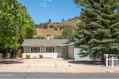 6320 N Mountaineer Road, Flagstaff, AZ 86004 - Photo 1