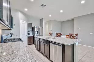 30546 W Celeborn Dr, Buckeye, AZ 85396 - Photo 1