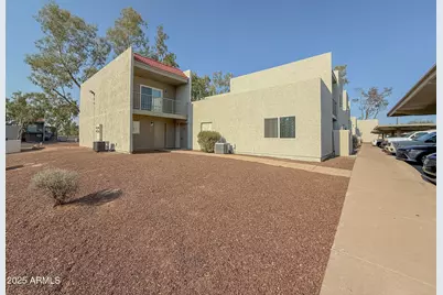 2826 E Monte Cristo Avenue #102, Phoenix, AZ 85032 - Photo 1