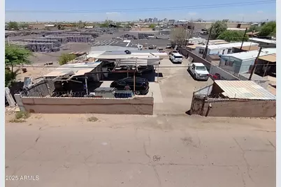 112 W West, Phoenix, AZ 85041 - Photo 1