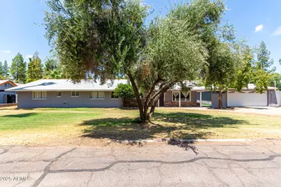 5836 N 4th Place, Phoenix, AZ 85012 - Photo 1