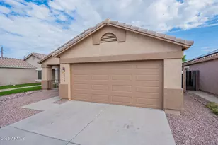 6410 W Winslow, Phoenix, AZ 85043 - Photo 1
