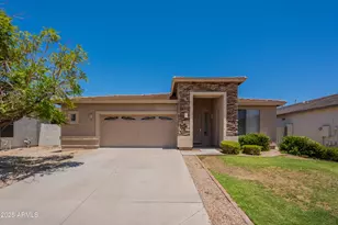 1738 W Glenhaven, Phoenix, AZ 85045 - Photo 1