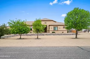 22923 E McCowan Ct, Queen Creek, AZ 85142 - Photo 1