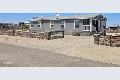 67881 Mesquite Avenue, Salome, AZ 85348 - Photo 1